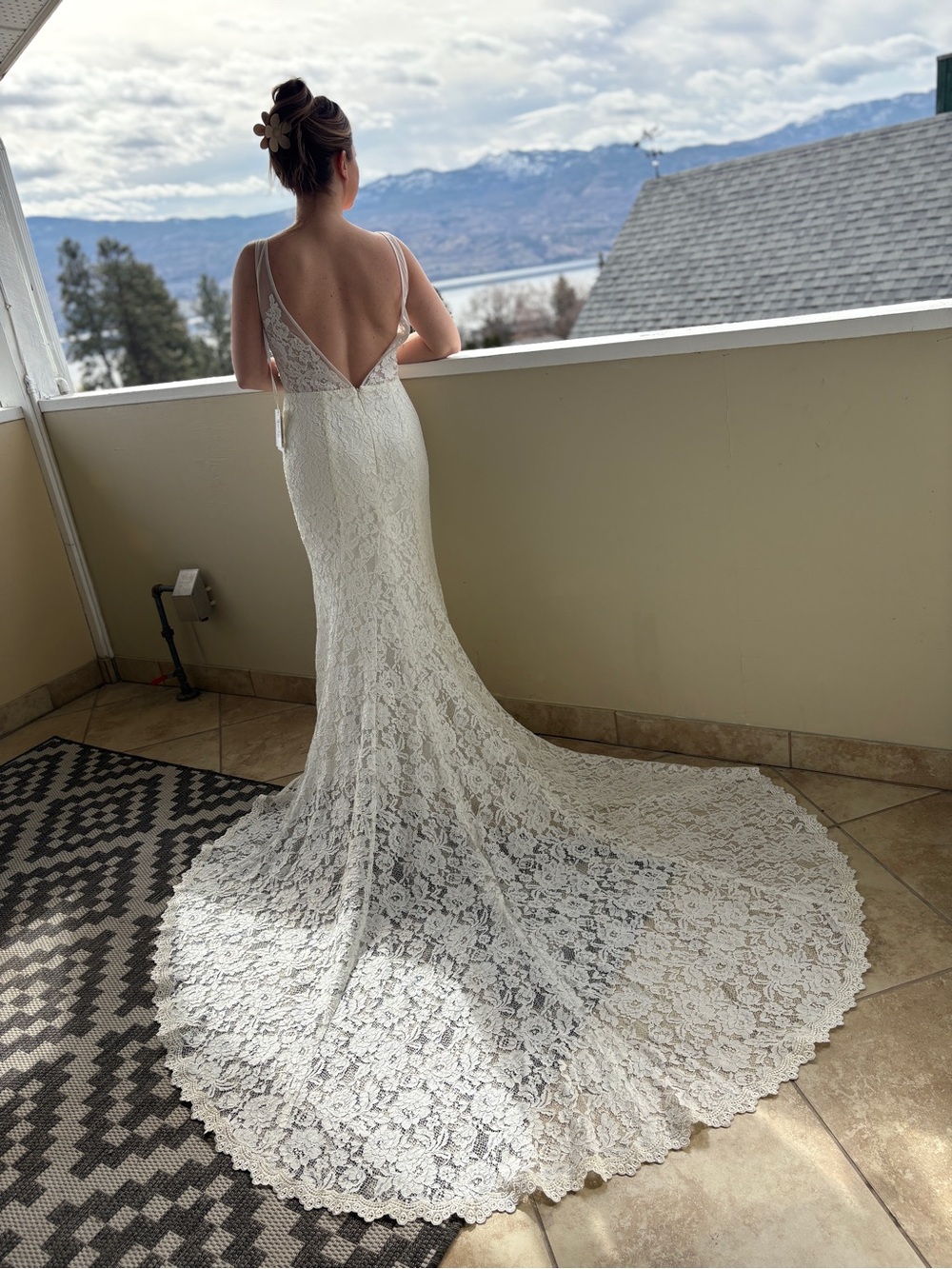 NWT | Made with Love lace Wedding dress with middle split